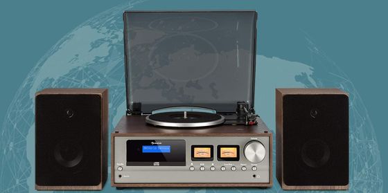 Retro Stereo System With Wood Speakers