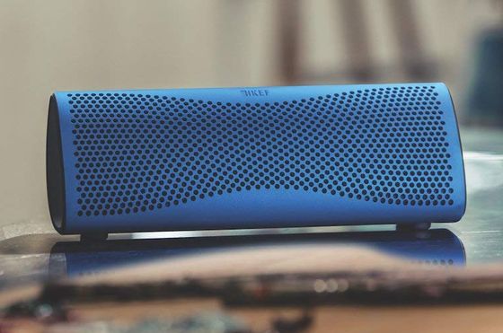 Portable Bluetooth Speaker With Blue Front