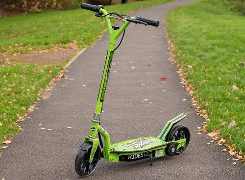 Kids Scooter With Black Wheel Guard