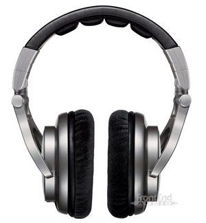 Closed-Back Circumaural DJ Headphones