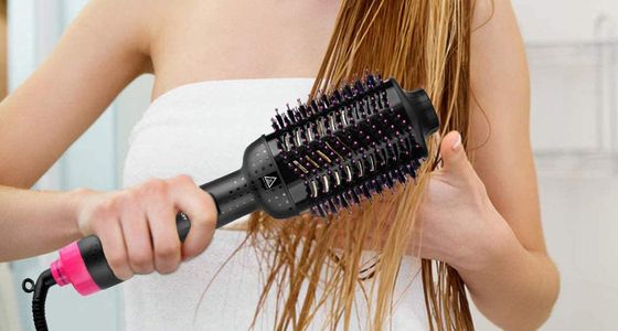 Heated Hair Brush Air Dryer In Black