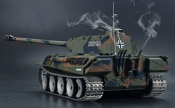 Leic553ht Leopard WW2 Tank Leopard WW2 Tank With Long Barrel