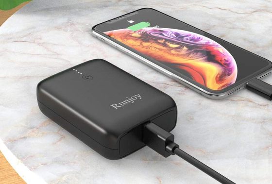 Runjoy Portable Charger Power Bank Charger Power Bank With Black Lead