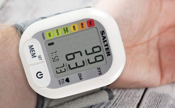 Digital BP Monitor For Wrist In White Finish