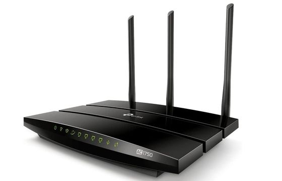 3 x Faster 5dBi Long Distance WiFi Router Long Distance WiFi Router With Back Slots