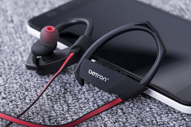 Wireless Ergonomic Running Headphones With Red Buds