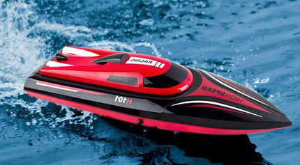 25 MPH Fast Black And Red RC Speed Boat In Pond