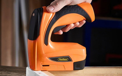 Ergo Styled Rechargeable Heavy-Duty Stapler Battery Rechargeable Stapler In Black And Orange