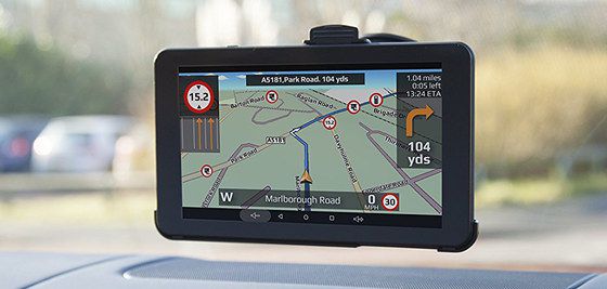 Sat-Nav Built-In Dash Cam With Black Border