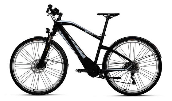 Hybrid E-Bike With Black Mudguards