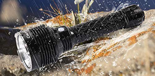 BYBLIGHT LED Bright Torch LED Bright Torch In Rain Shower Outdoors