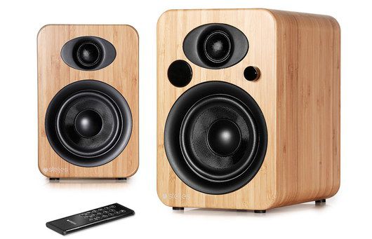Steljes Powered Bookshelf Speaker Bookshelf Speaker With Black Hand Remote