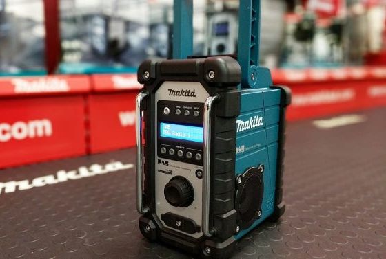 Water Proof DM Job Site Radio DAB DM Job Site Radio DAB With Long Black Grip