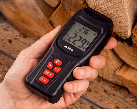 LCD Digital Damp Detector In Black And Red