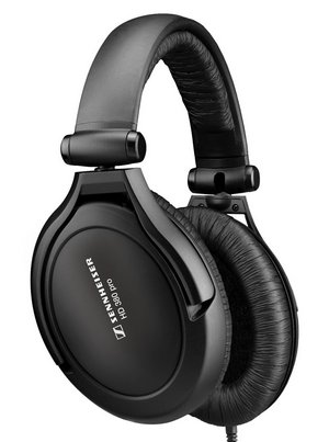 Headphones In Black With Wire
