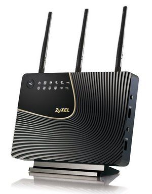 Router In Black With 3 Dual-Band Antennas