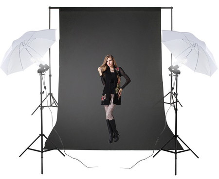 Excelvan 125W Portable Studio Lighting Kit With Female Model