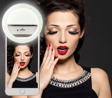 Flash Type Bright LED Selfie Ring Light 3 Stage Bright LED Selfie Ring Light On Samsung Phone