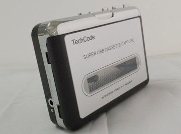 Battery Or USB Convert Cassette To Digital Player Portable Convert Cassette To Digital Player Side View