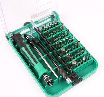 Magnetic Screwdriver Set With Several Steel Bits